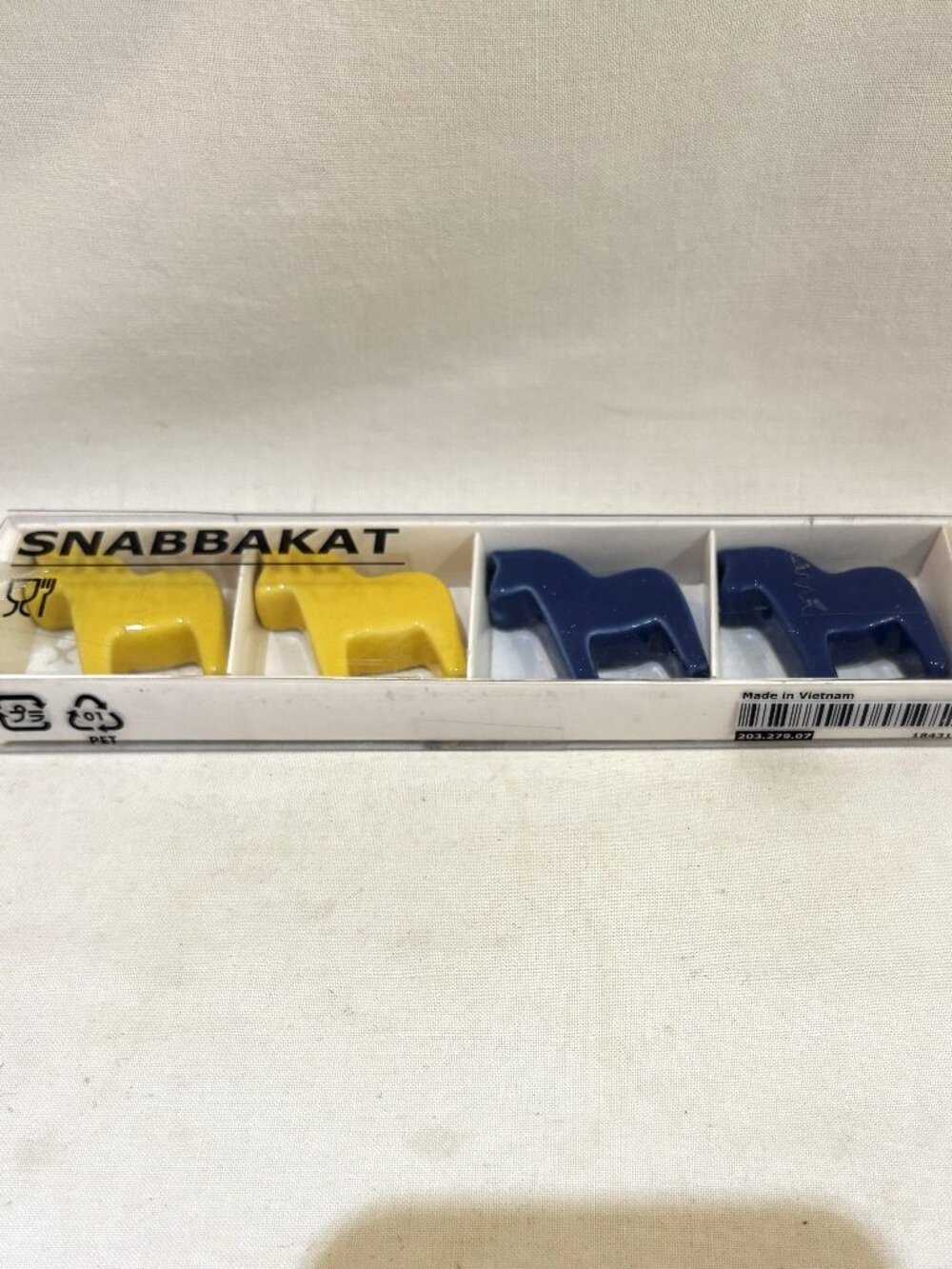 IKEA SNABBAKAT Pottery Dalla Horse Chopstick Rest Set of 4 NIB Blue Yellow